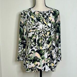 Women’s 3/4 sleeve stretchy blouse